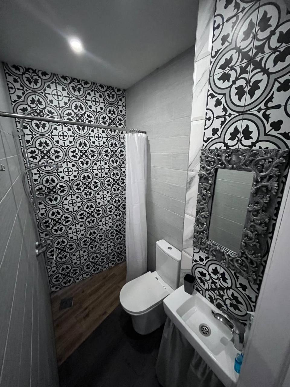 Hotel The Gallery Kiev Exterior foto